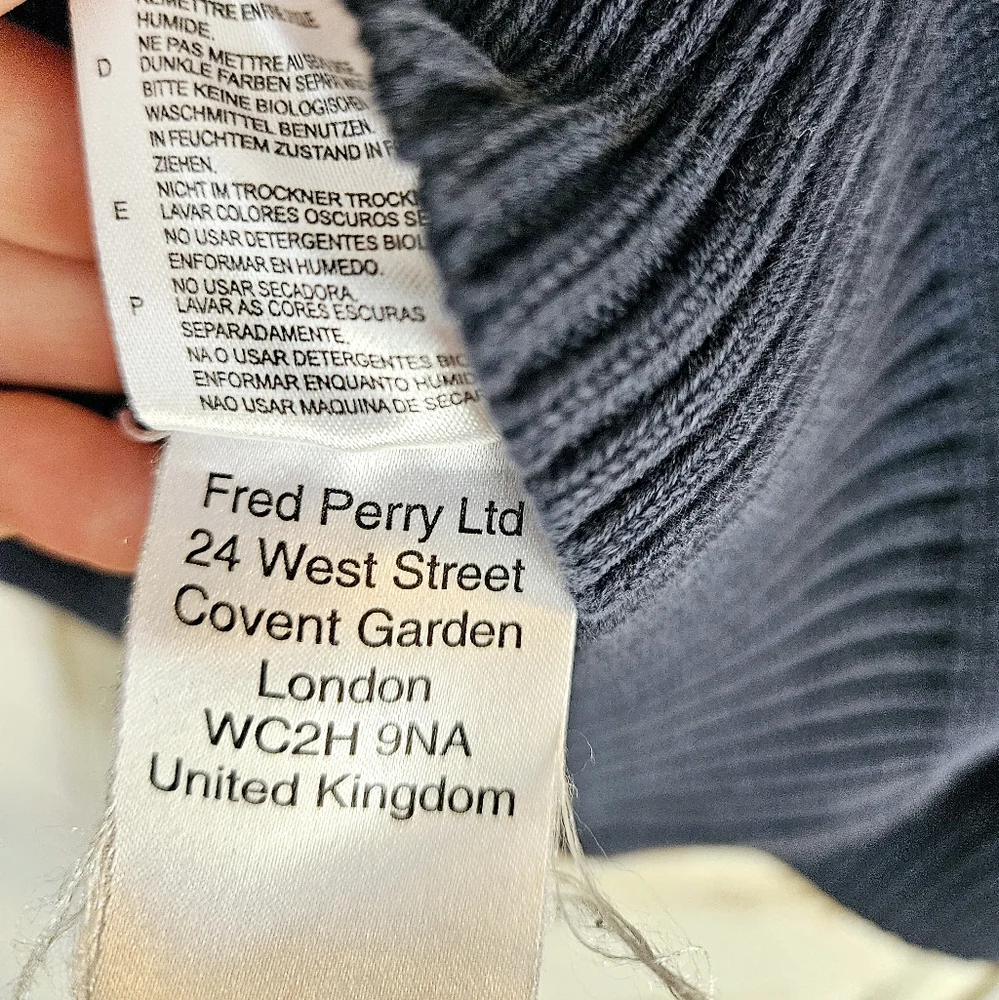 Vintage 90s Fred Perry zip up S **flaws** - Picture 6 of 13